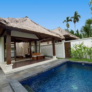 Pool One-Bedroom Villa